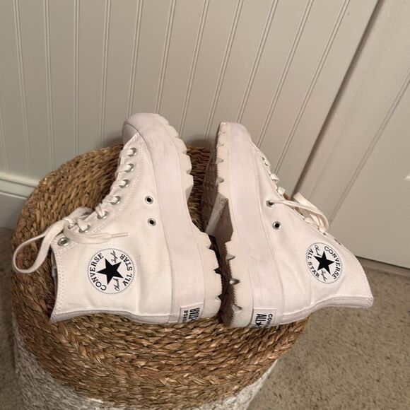 Converse Women's White Chuck Taylor All Star Lugged High Top Sneakers - 7 - Picture 7 of 9